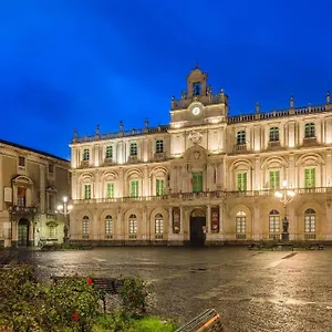 https://sottins-appartamenti.catania-hotels.net
