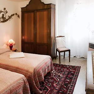 Apartment Ca Lezze Bell'appartamento Nel Cuore Di, Venedig
